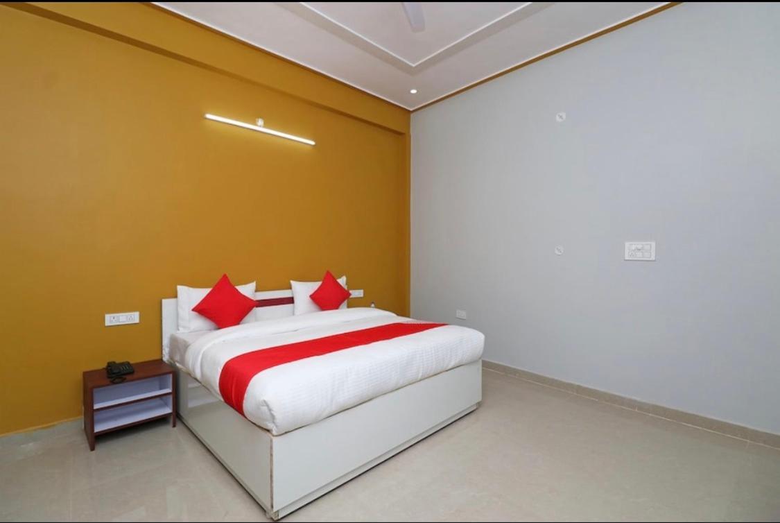 Hotel Sammy Grand Lucknow Extérieur photo